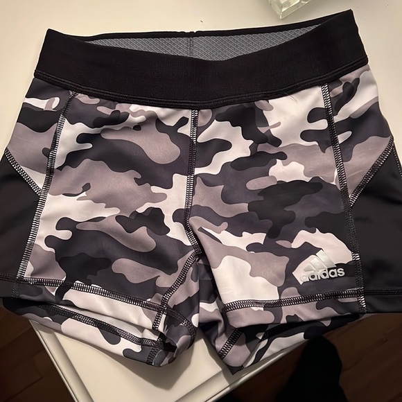 adidas Pants - Adidas XS Shorts